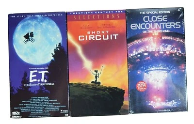 VHS Family Movies Set Lot of 3 Aliens Robots E.T. Short Circuit Close Encounters - Image 1 of 4