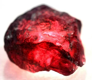 28.00 Ct Natural Red Pianite GGL Certified Best Top Quality Rough Stone - Picture 1 of 4