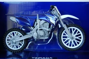 Nuovo Ray 1:18 Yamaha YZF 450 Replica Die Cast Toy Modello Motocross Kids Gifts - Foto 1 di 2