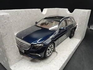 Mercedes-Benz E-Klasse Wagon 1/18 iScale - Foto 1 di 4