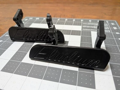 Par de manijas de puerta exterior Eludium Logo 97-01 Honda Prelude cupé - SOLO MANIJA Foto 1 de 2