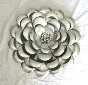 Kirklands Silvertone Flower 17 pollici decorazione da parete - ottimo - Foto 1 di 3
