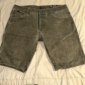 Kuhl Free Rydr Lean Shorts Mens 36 Brown Khaki Patina Outdoor Distressed - Picture 1 of 14