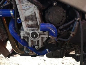 1997 KAWASAKI ZX 7 R NINJA ZX750P2 Engine ZX750NE016317 - Picture 1 of 2
