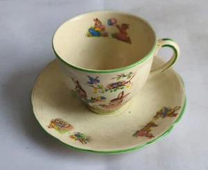 Taza de té y platillo Alfred Meakin England Bunnies - Imagen 1 de 10