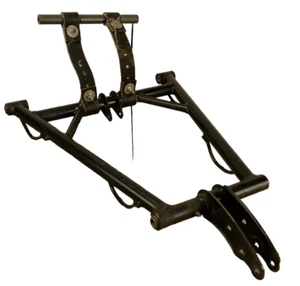 YAMAHA SIDEWINDER B-TX FRONT TORQUE ARM SKID PIVOT 8JR-G7331-10-00 SB83 - Picture 1 of 8