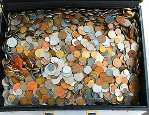 SET LOT OF 30 DIFFERENT TYPE FOREIGN WORLD COINS. MOSTLY 20th CENTURY DATES! - Picture 1 of 5