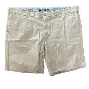 Dockers Shorts, Größe 44, cremeweiß, Herren Freizeit Flat-Front - Bild 1 von 7