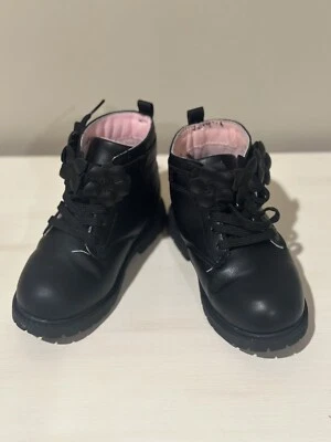 Botas negras Carters - niños pequeños talla 10 Foto 1 de 4