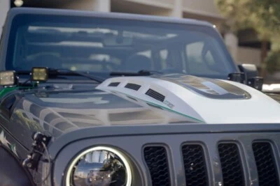 Capucha negra estilo Avenger para Jeep Wrangler JL JLU 2018+ y Gladiator JT 2020-2023 Foto 1 de 4