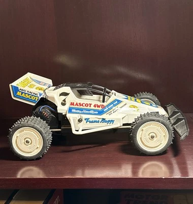 NIKKO MASCOT 4WD Frame Buggy RC Car 1987 1/14 Scale White UNTESTED FOR PARTS - Image 1 of 4