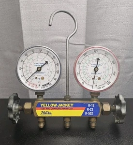 Vintage Ritchie Yellow Jacket Test and Charging Manifold Blue Red Gauge Set - Imagen 1 de 10