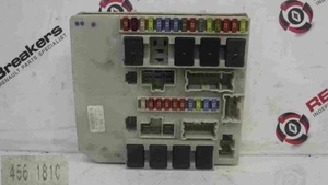 Renault Clio + Modus 2005-2012 Engine Bay UPC Unit Fuse Box Key Card 456181 - Picture 1 of 2