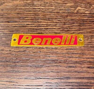Insignia de asiento Benelli Sprite 125 200 Barracuda 250 Wards Riverside 125 175 250 350 Foto 1 de 2