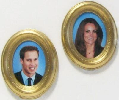 Miniatura de casa de muñecas de William & Kate Engagement Portraits 9661 Jacqueline Foto 1 de 2