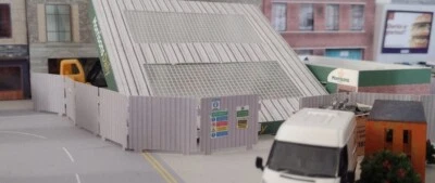 COOLBOPDESIGN Oo Scale 1/76 Building Site Hoarding W Signs