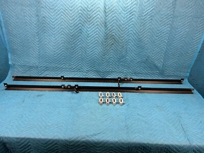 Riel de carga con plataforma de camioneta RAM 1500 diestro y derecho con soportes 2019-2024 OEM Foto 1 de 4