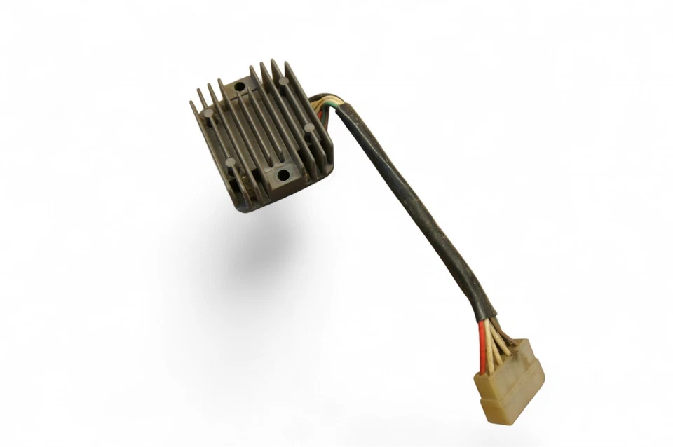 Yamaha Xs650s Xs 650s Xj550 Xj 550 Special Regulator Rectifier Y129 *2679D - Imagem 1 de 4