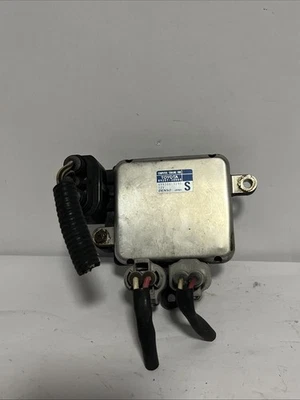 Toyota Avalon 2005-2018 ventilador de refrigeración del motor radiador computadora OEM 89257-30060 Foto 1 de 4