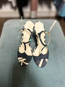 Burberry blaue Keilabsatzsandalen Gr. 39 - Bild 1 von 8