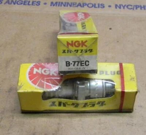 LOTE DE 2 BUJÍAS NGK B77EC NUEVAS - Imagen 1 de 1