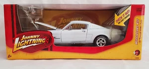 Johnny WHITE Lightning 1965 Ford Mustang 2+2 Fastback ERROR Box RC2 1:24 Pony - Picture 1 of 12