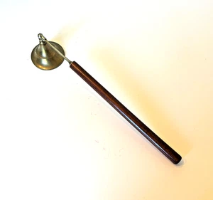 Mid Century Messing & Holz Kerzenlöscher Glockenform drehbar 15" L Danish Modern - Bild 1 von 7