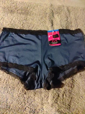  MAIDENFORM #40823, 1 Pair boy Shorts Fabulous Fit Size: 8 Full Coverage - Image 1 of 4
