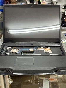 dell aleinware m18x It Has Graphics Card Issue No Memory No Hdd No Charger - Picture 1 of 17