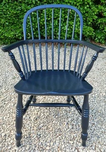 SILLA DE CODO CON RESPALDO DE PEINE DE OLMO Y CENIZA MACIZA DEL SIGLO XIX EN TONO NEGRO FARROW & BALL - Imagen 1 de 4