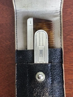 Peine y lima de uñas Art Deco de plata de ley, monograma M, estuche de cuero de 5" Foto 1 de 4
