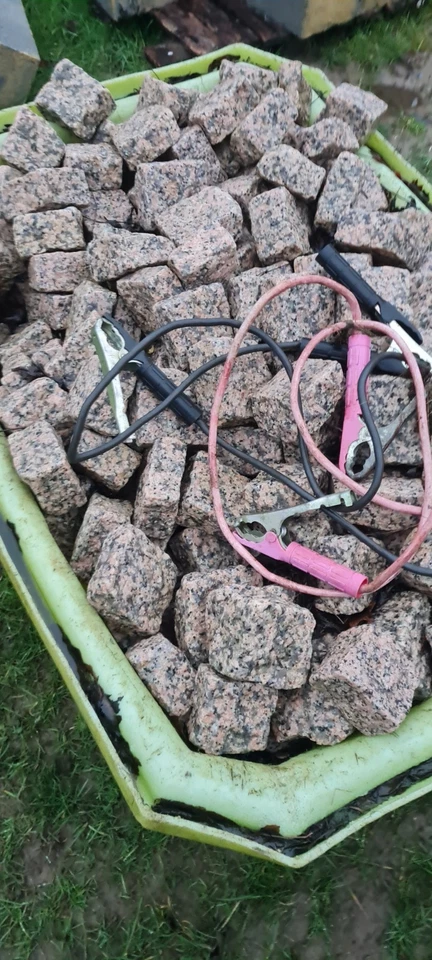 Pink Granite Sets - Image 1 of 1