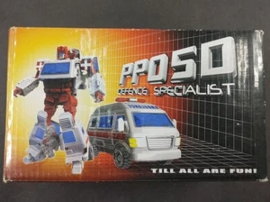 TRANSFORMER IGEAR PP05D DEFENSE SPECIALIST AKA RATCHET COMPLETE IN PACKAGE BQ3 - Picture 1 of 7