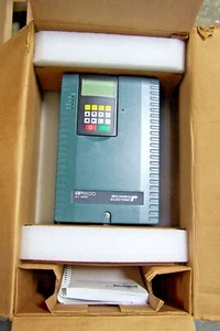 🔥 NUOVO AFFIDAMENTO SP600 5 HP AC DRIVE 240 VAC 3Ø 6SP201-015CTAN FRN 2.001 - Foto 1 di 10