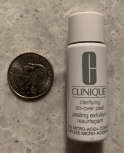 New Clinique GWP Clarifying Do-over Peel Sample Size - Picture 1 of 1