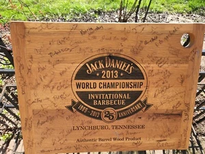 2013 Jack Daniels World Championship Invitational Barbecue Cutting Board Signed - Picture 1 of 5