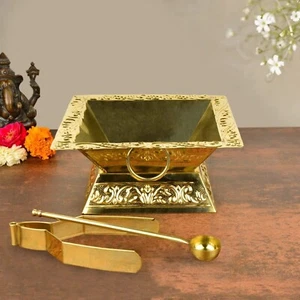 Brass Hawan Kund Set (Havan Kund , Stand , Suchi Spoon , Tong / Chimta - Picture 1 of 4