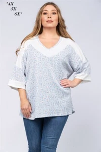Light Blue FLORAL Size 5XL Shirt Top WOMENS PLUS Short Sleeves 5X V NECK Ribbed - Picture 1 of 3