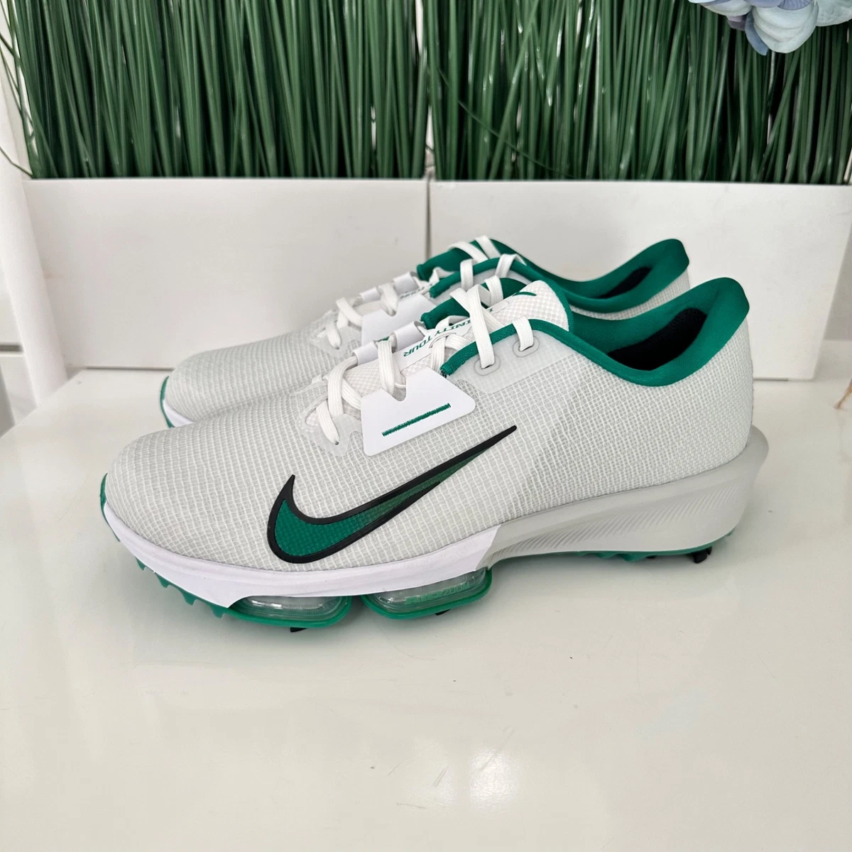 Preços baixos em Nike Air Zoom Infinity Tour Golf White | eBay
