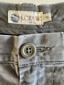 J. CREW Chino Shorts vorne flach grau 100 % Baumwolle mit Taschen Herrengröße 32"x9" - Bild 1 von 8