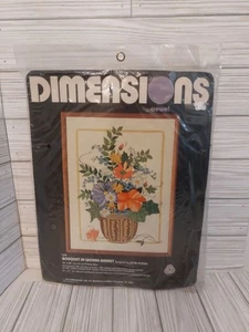 NEW! Vintage 1981 Dimensions Crewel "Bouquet In Woven Basket" #1216 Janie Mcbee - Picture 1 of 4