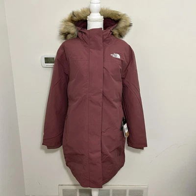 Abrigo de plumón parka The North Face Arctic jengibre salvaje para mujer talla pequeña Foto 1 de 4