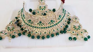 Bollywood Bridal Stone Choker Necklace Earring Tikka Set Gold Tone Green - Picture 1 of 10