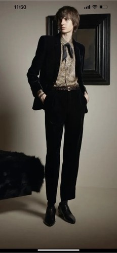 SAINT LAURENT (YSL) Pantaloni in velluto da uomo Saint Laurent. 48 32. $1290