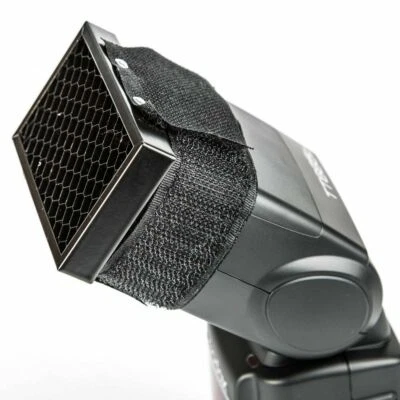 HB-01 Flash Honeycomb Grid Spot Filter For Canon Nikon Yongnuo Flash Speedlite - Image 1 of 4
