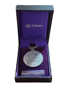 St Justin Wheel House Pendant 1785 - Very Good Condition - Picture 1 of 8