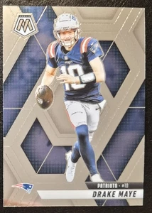 Drake Maye 2025 Panini Mosaico #28 2º Año PATRIOTAS  - Imagen 1 de 2