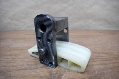 1997 HARLEY DAVIDSON FXDS DYNA SUPER GLIDE EVO CHAIN GUIDE - Image 1 of 4