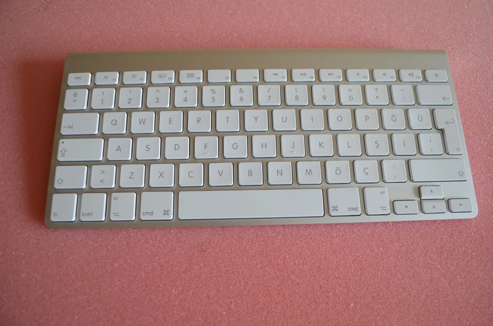 Apple Magic Keyboard A1314 Silver Turkey Q  Sealed  QWERTY - Image 1 of 1