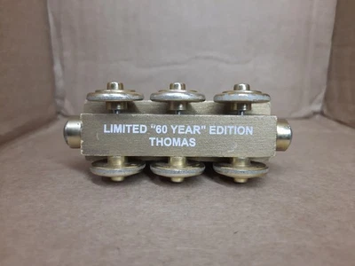 Thomas the Tank Engine 60 años edición limitada Foto 1 de 4